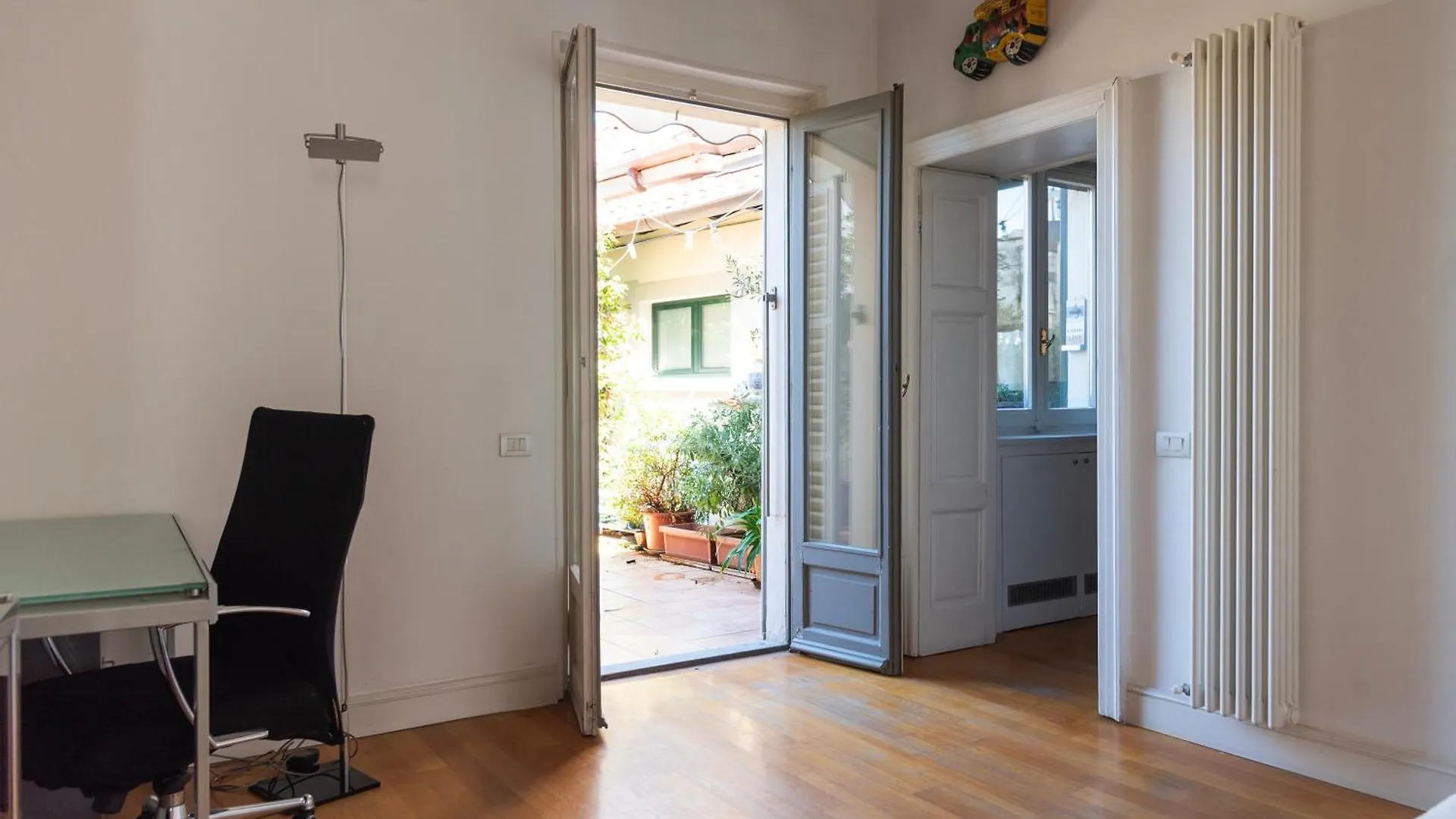 Youhosty - Nerino 10 Mailand Italien