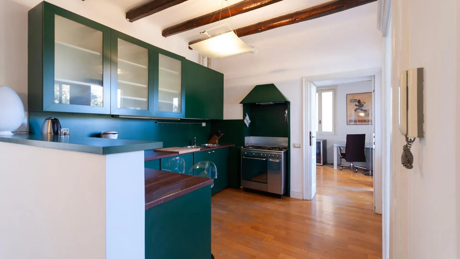 Apartment Youhosty - Nerino 10 Mailand Italien