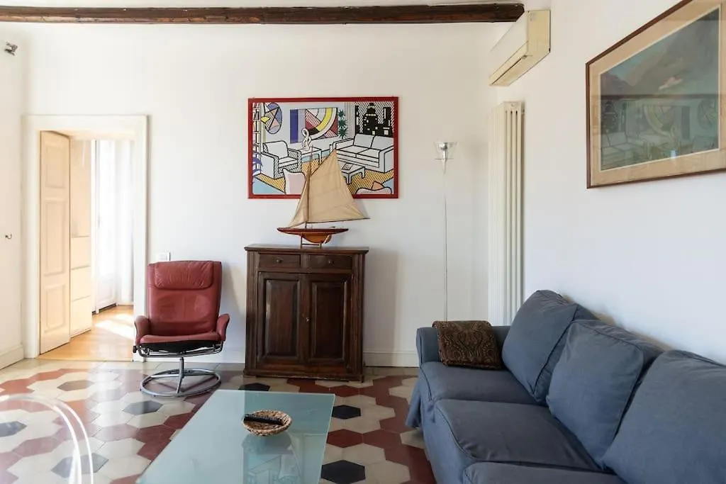 Youhosty - Nerino 10 Milan