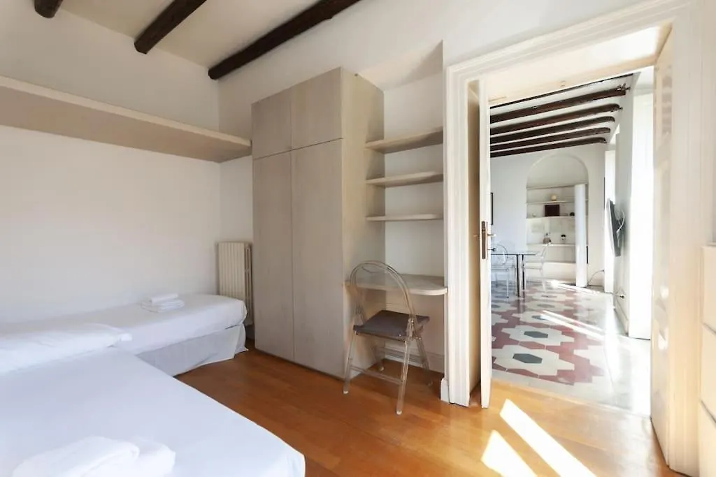 Youhosty - Nerino 10 Milan Apartment